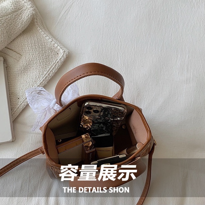 Túi Đeo Chéo Hình Vuông Cỡ Nhỏ Đính Nơ Ren Thời Trang 2022 Cho Nữ