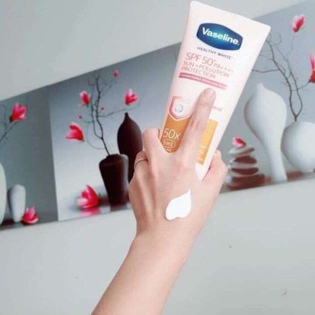 Sữa dưỡng thể vasaline thái lan