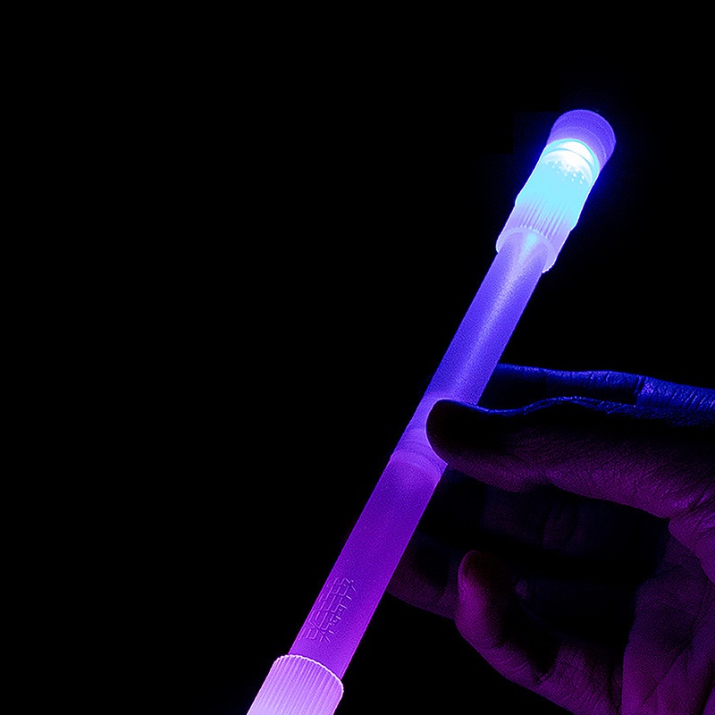 Bút Xoay Có Đèn LED Chống Trượt Tiện Dụng