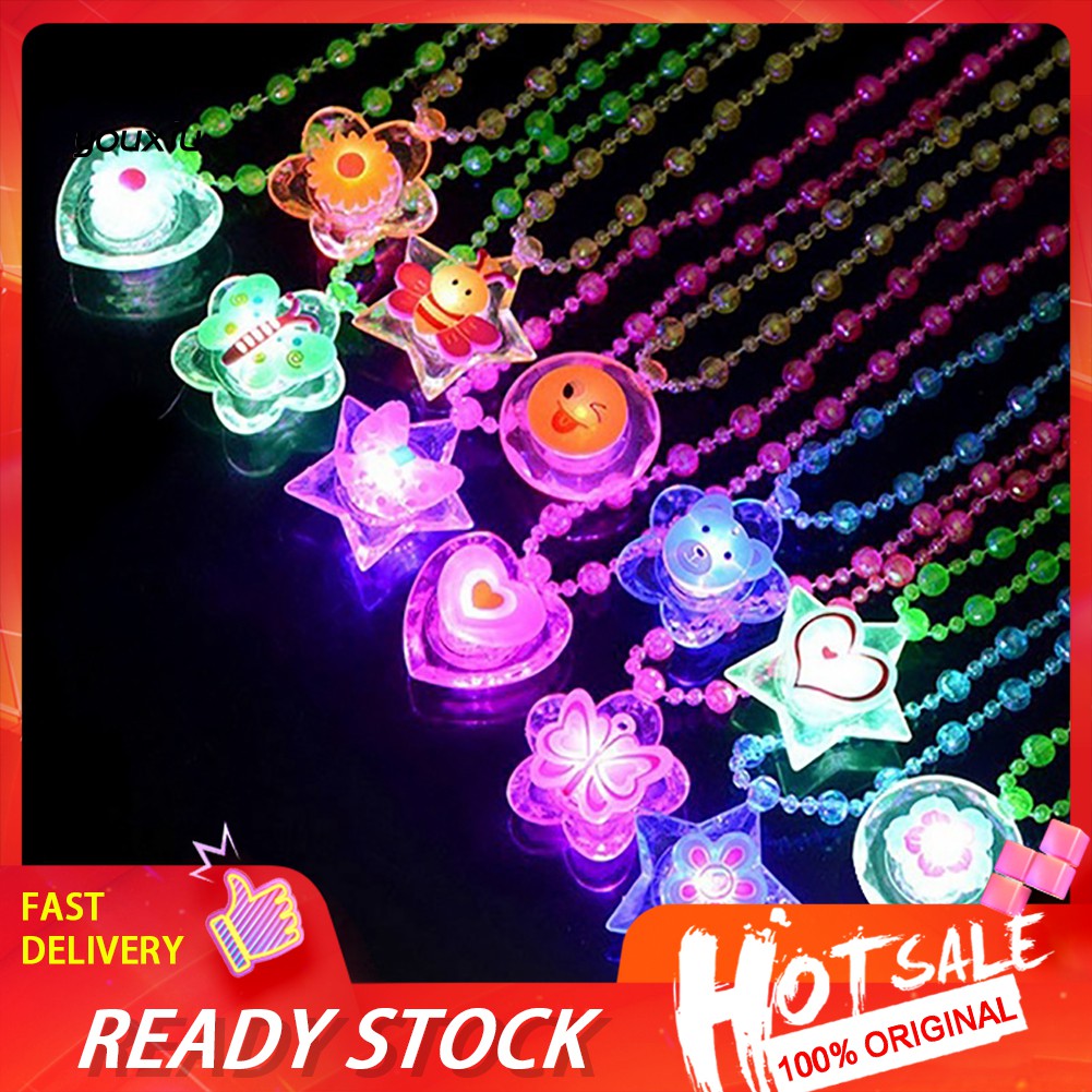 Vòng cổ mặt hình ngôi sao/ trái tim phát sáng cho trẻ em