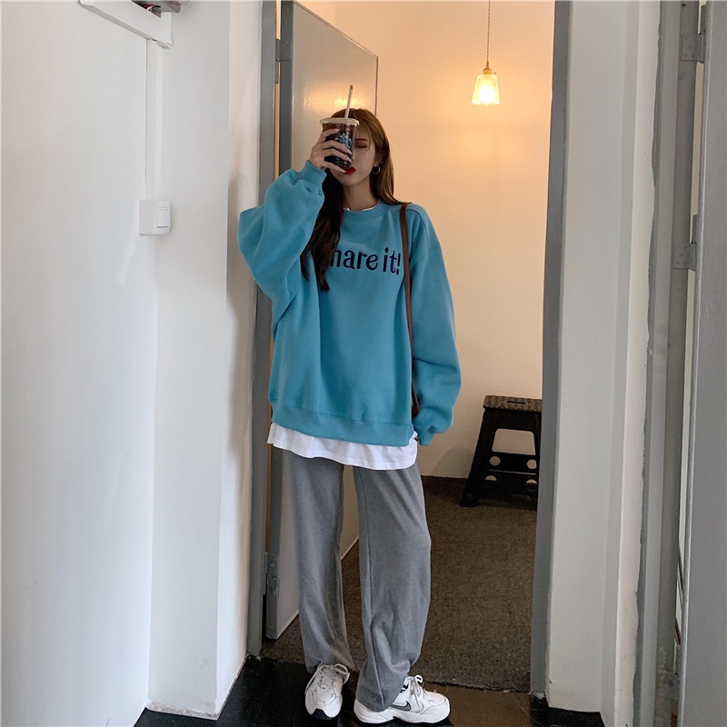 Áo nỉ dài tay cổ tròn dáng rộng in chữ thời trang