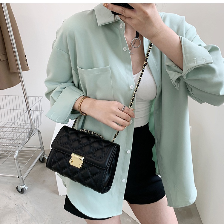 Túi xách nữ đeo chéo da PU form cứng đẹp giá rẻ dây xích ROSASO TX81