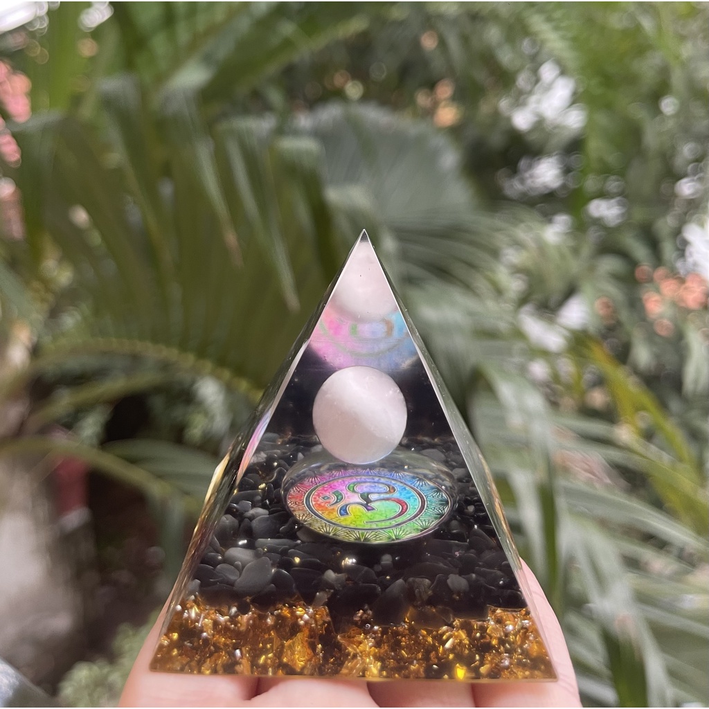 Đá thanh tẩy kim tự tháp chakra 7 đá