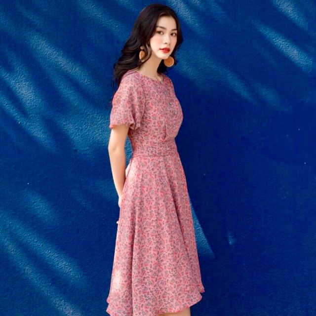 Đầm bông xoè
