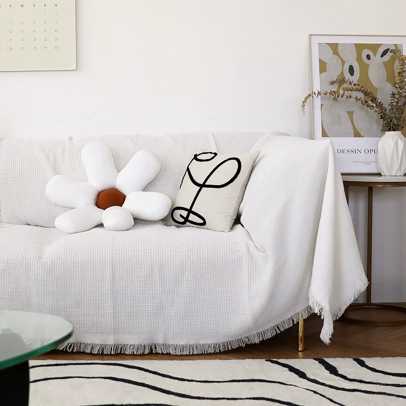 Chăn phủ sofa mềm mại phối tua rua xinh xắn