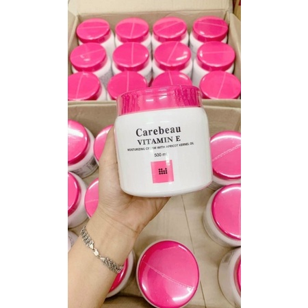 Kem dưỡng da vitamin E Carebeau Thái Lan 500ml nắp hồng