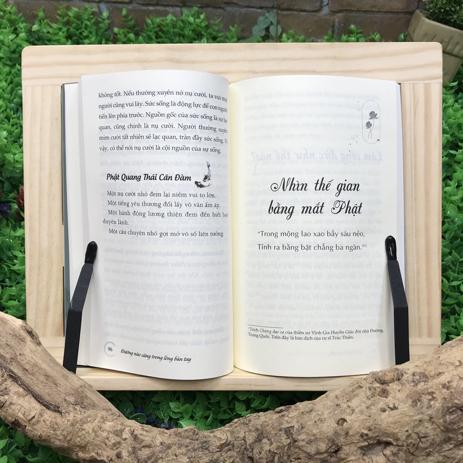 Sách - Đường Nào Cũng Trong Lòng Bàn Tay (Kèm Bookmark)