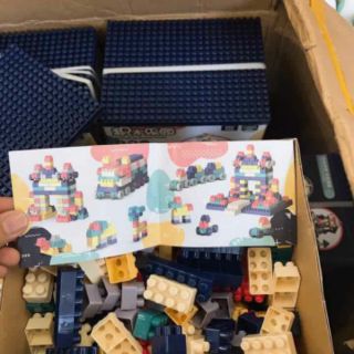 Lego nhiều chi tiết