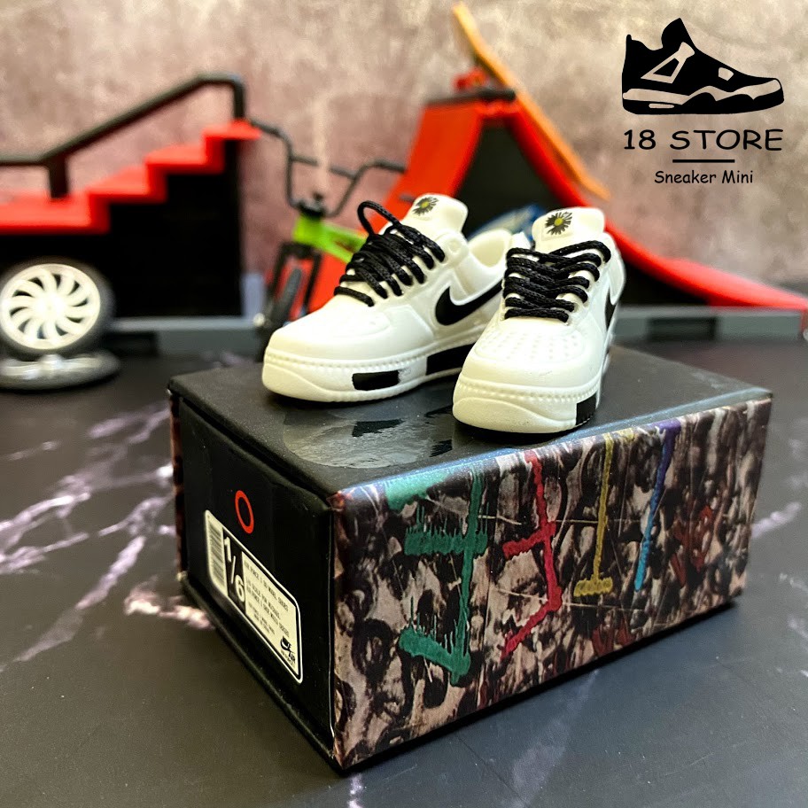 Móc Khóa Giày Nike G Dragon tỉ lệ 1/6