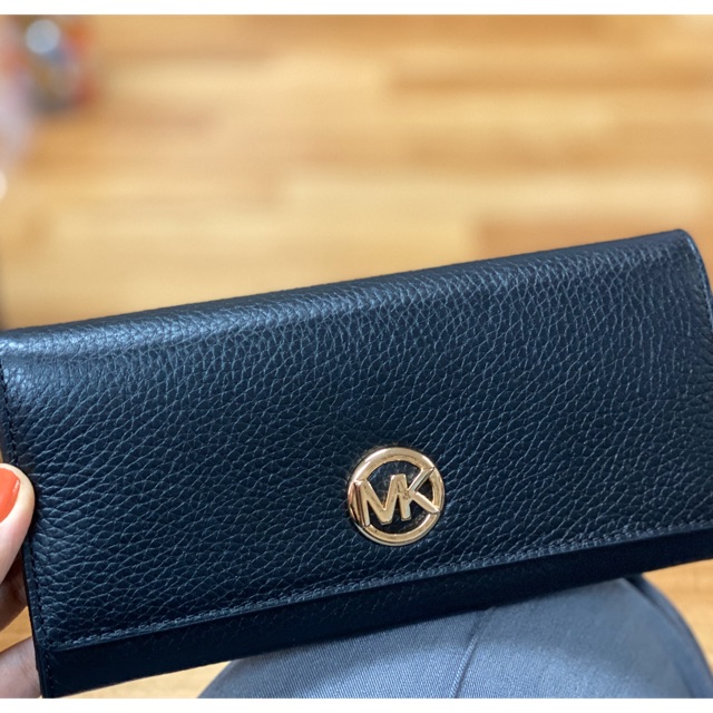 Ví MK size 20cm, da mềm, nhiều ngăn, hàng auth ...............................................,...............