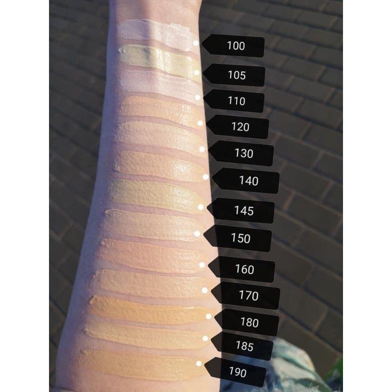 Kem nền Fenty Soft Matte fullsize màu 145 - Light with warm olive undertones