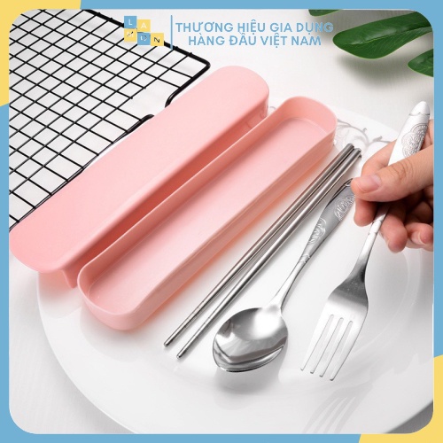 Bộ Thìa Đũa Dĩa Inox Có Hộp Đựng Xinh Xắn 88085 Lamon Store