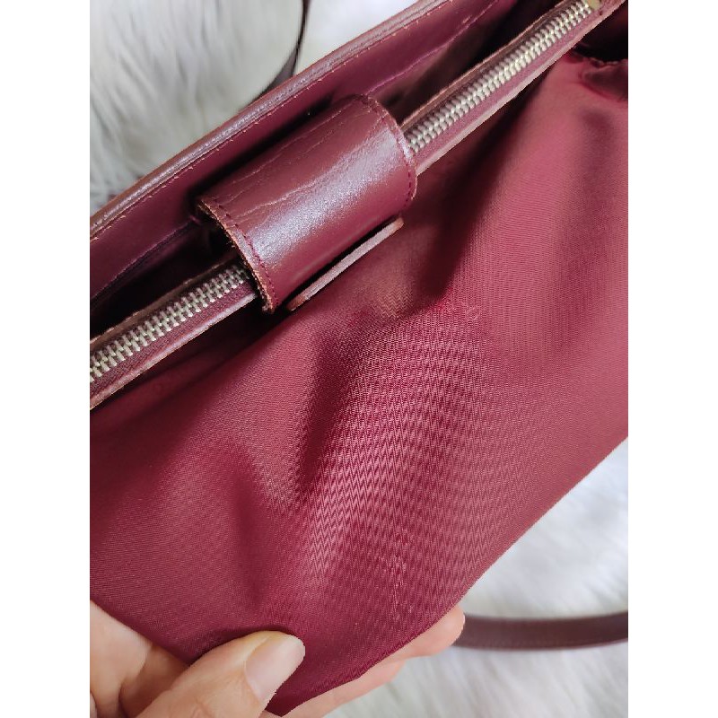 Túi đeo vai da thật