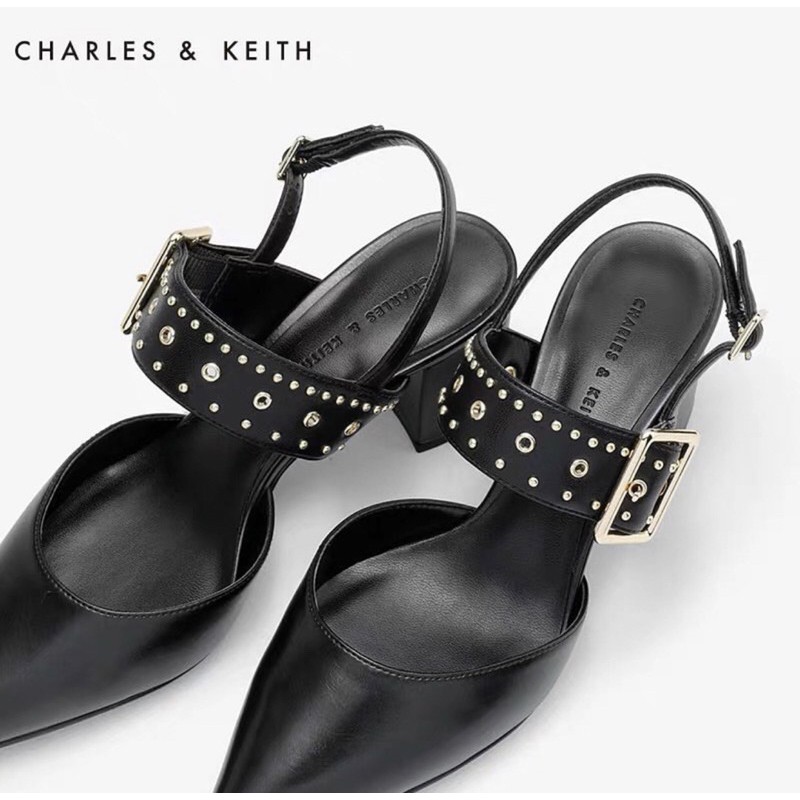 GIÀY CK ĐINH TÁN HÀNG TUỒN