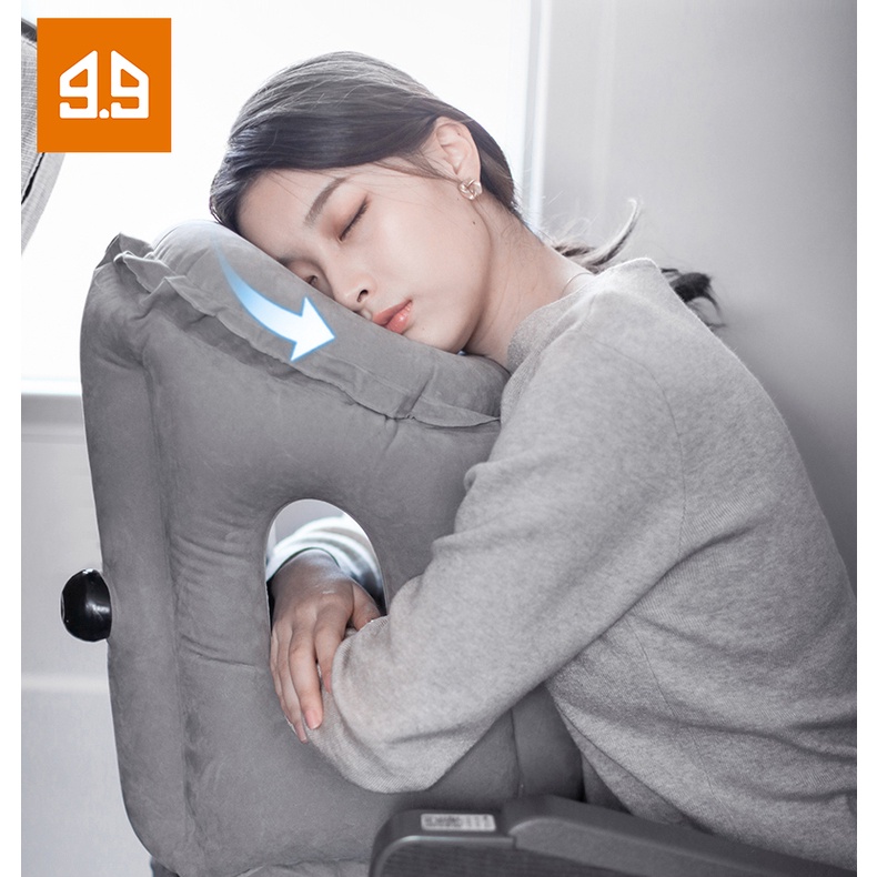 Gối ngủ bằng hơi tiện lợi phù hợp cho các bạn làm văn phòng nghỉ ngơi buổi trưa