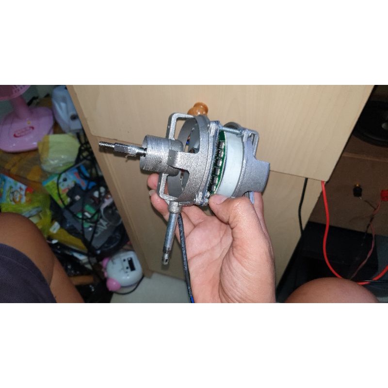 Động cơ BLDC chế Đầu Quạt - bơm nước - hút chân không 5v ~ 30v 81w.