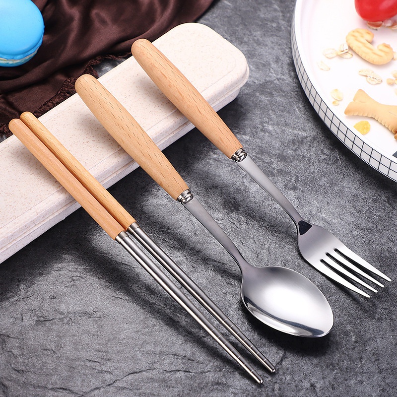 Bộ Muỗng Nĩa Bằng Thép Không Gỉ Với Tay Cầm Bằng Gỗ Tiện Dụng