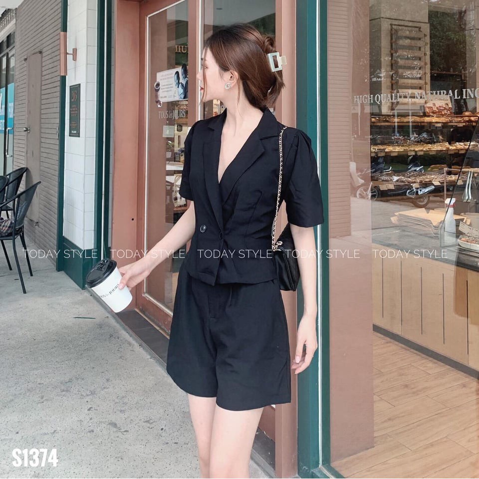 Set bộ áo vest kèm quần ngắn thời trang