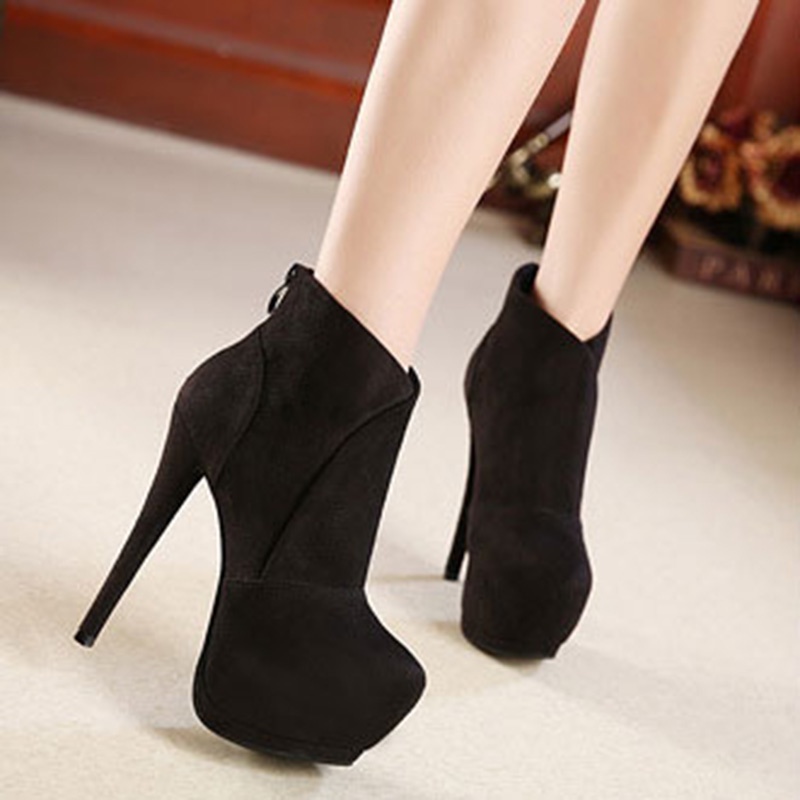 Giày bốt cao gót IELGY 15cm màu đen phối khóa kéo sau cá tính thời trang cho nữ