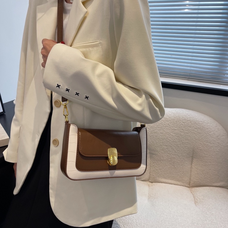 Túi xách đeo 1 vai IELGY hình vuông nhỏ màu sắc tương phản khí chất thời trang chất lượng cao