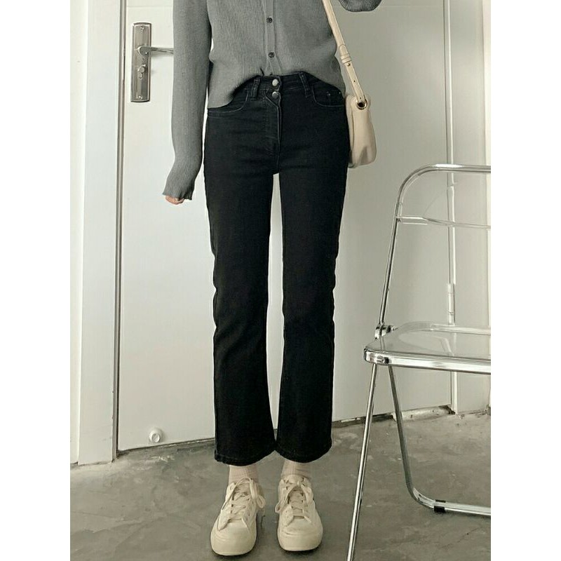 Quần jeans lưng cao hai cúc