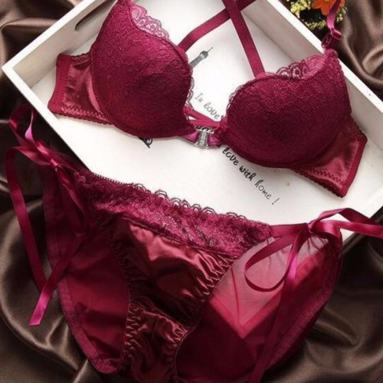 BỘ ĐỒ LÓT NỮ CÀI TRƯỚC KÈM MIẾNG ĐẨY NGỰC | BigBuy360 - bigbuy360.vn