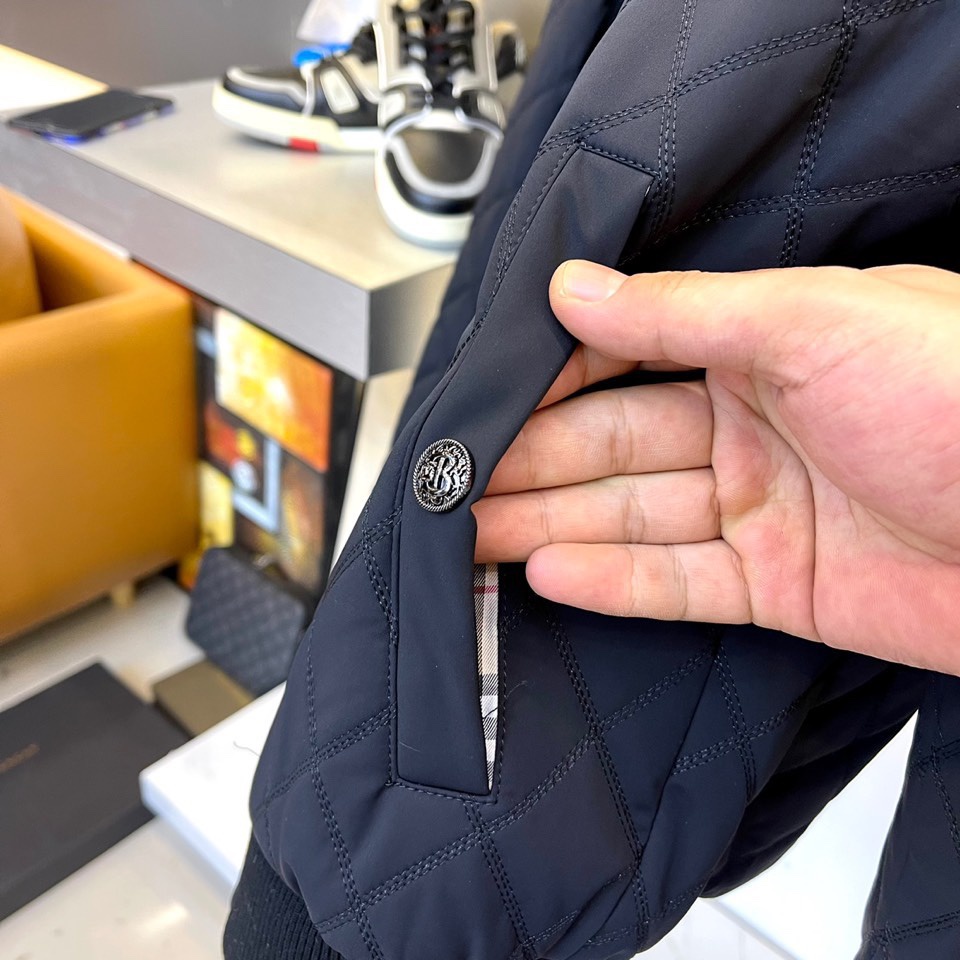 Áo khoác bomber nam thời trang cao cấp Burberry BBR cá tính và trẻ trung
