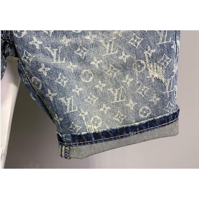 Hàng Mới Về Quần Short Denim In Họa Tiết LV size 28-36 Cho Nam