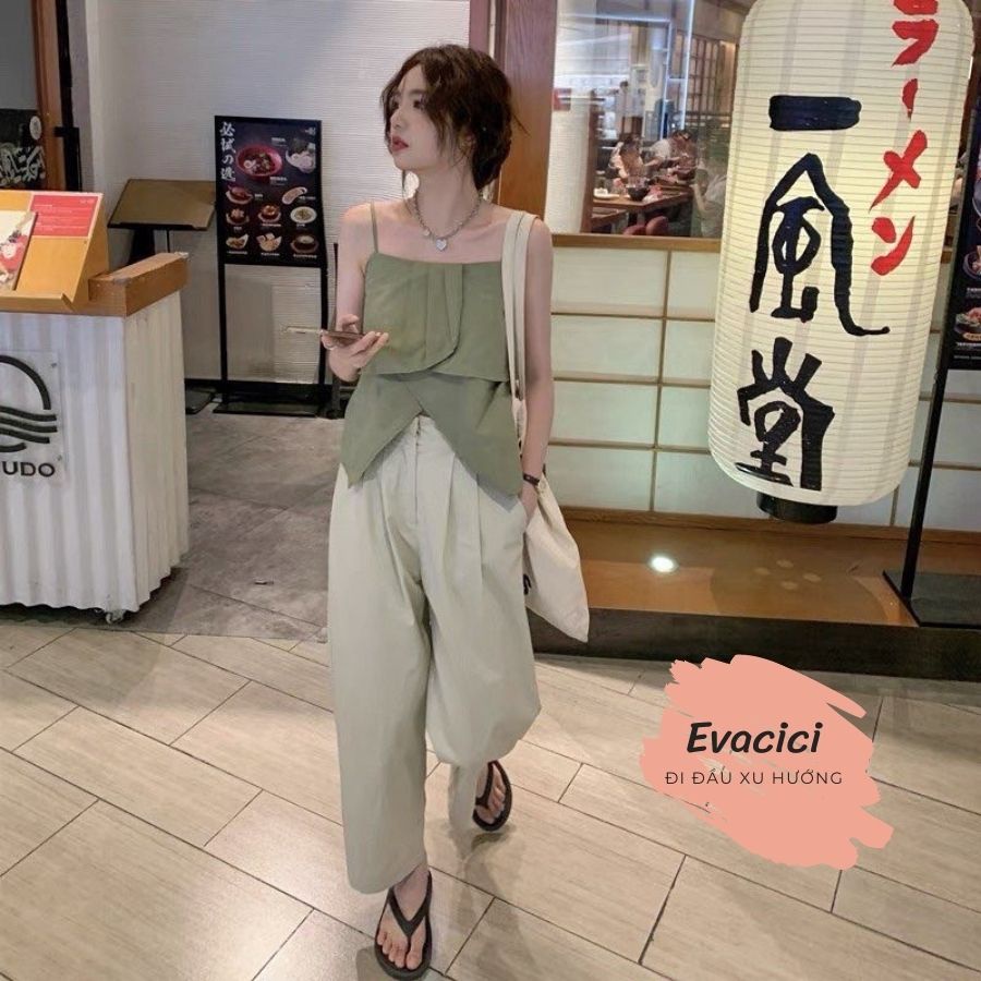 Set áo đũi 2 dây xanh kèm quần kaki be siêu xinh
