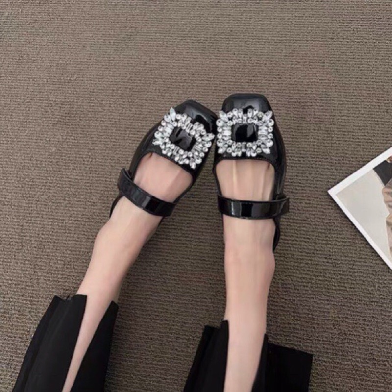 Giày sục Đá Vuông mũi vuông