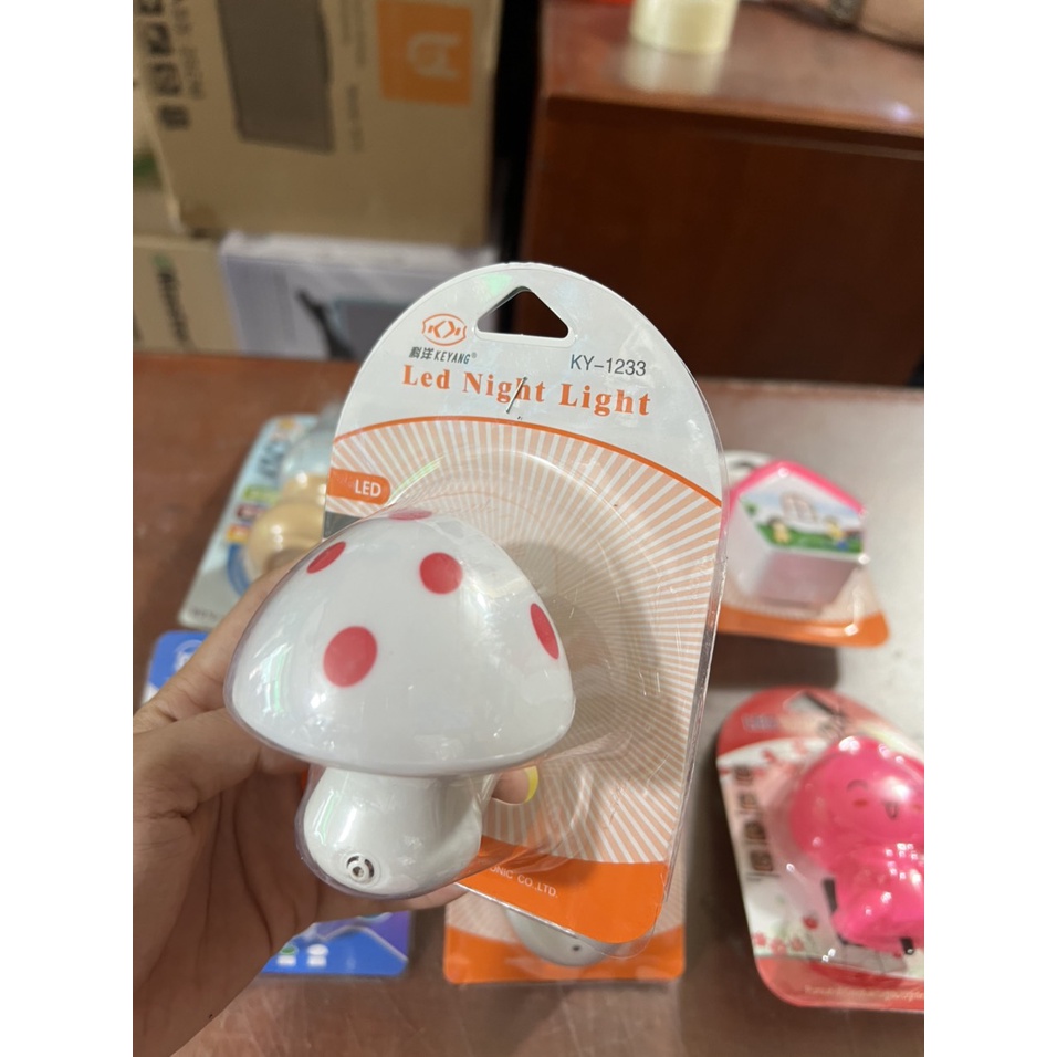 Đèn Ngủ Hình Ngộ Nghĩnh