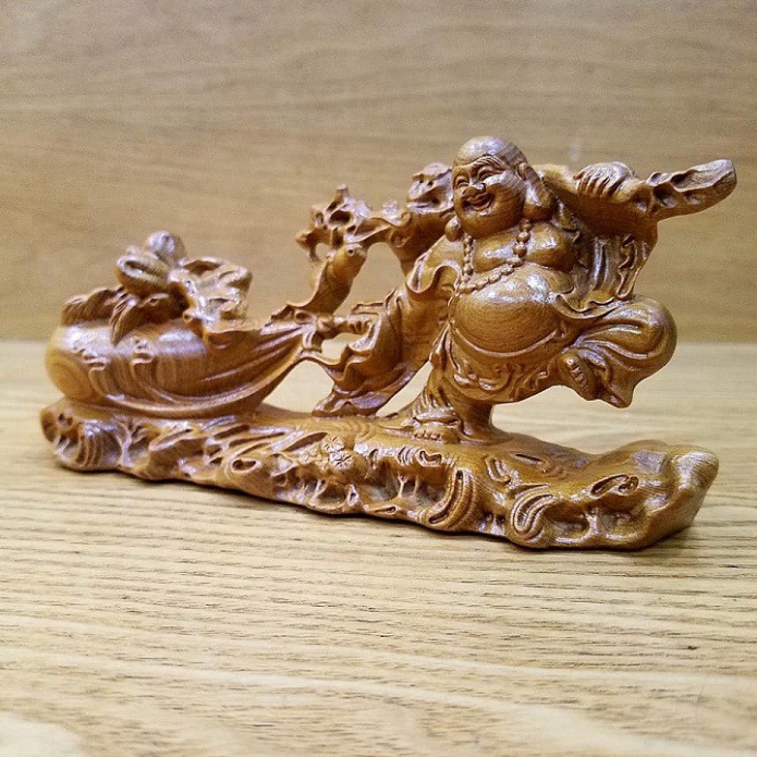 tượng phật di lặc để ô tô bằng gỗ