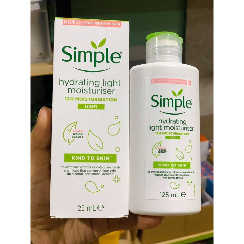 Kem dưỡng da Simple Kind To Skin Hydrating Light Moisturiser 125ml