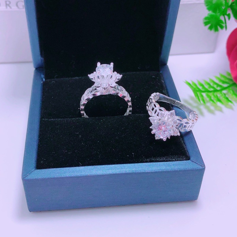 NHẪN KIM TIỀN BẠC TA GẮN ĐÁ SANG CHẢNH