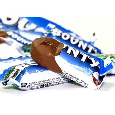 Một gói sô cô la đậu phộng Snicker/ sô cô la bọc dừa nhuyễn Bounty Đức xịn gói 100gam