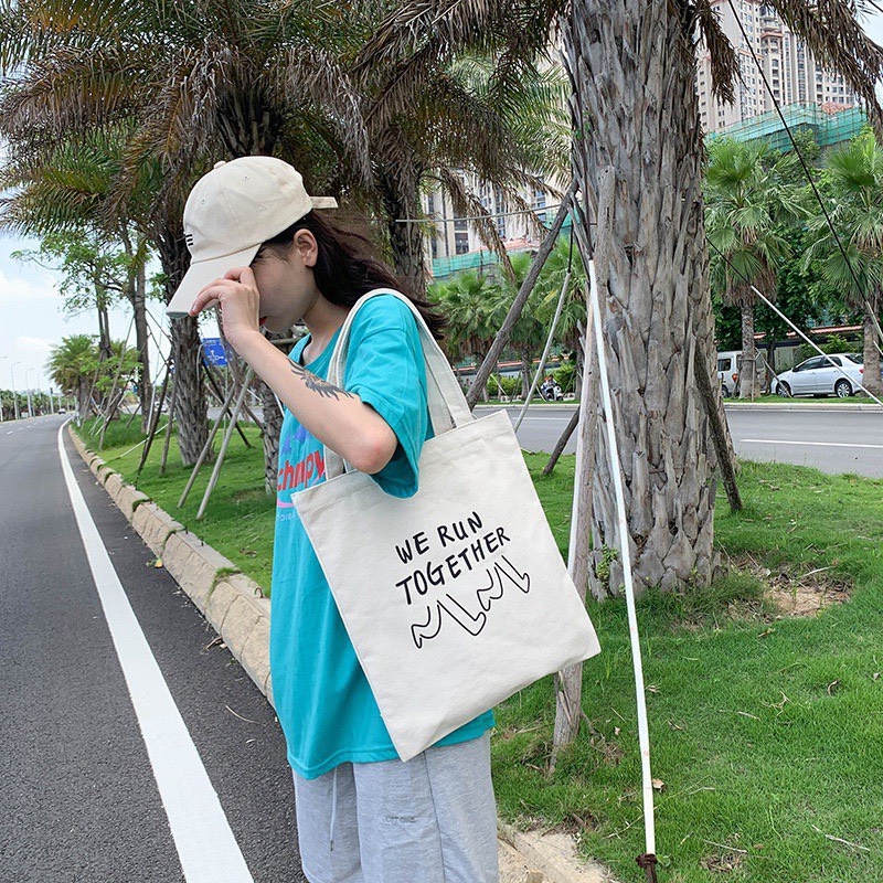 Túi tote vải canvas giá rẻ đeo chéo đi học có khóa kéo phong cách