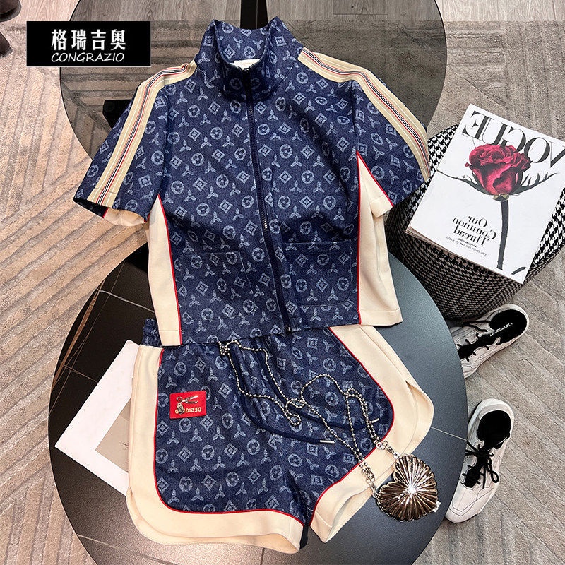 Set Áo Sơ Mi + Quần Short Thiết Kế Mới Thời Trang Mùa Hè 2022 Dành Cho Nữ