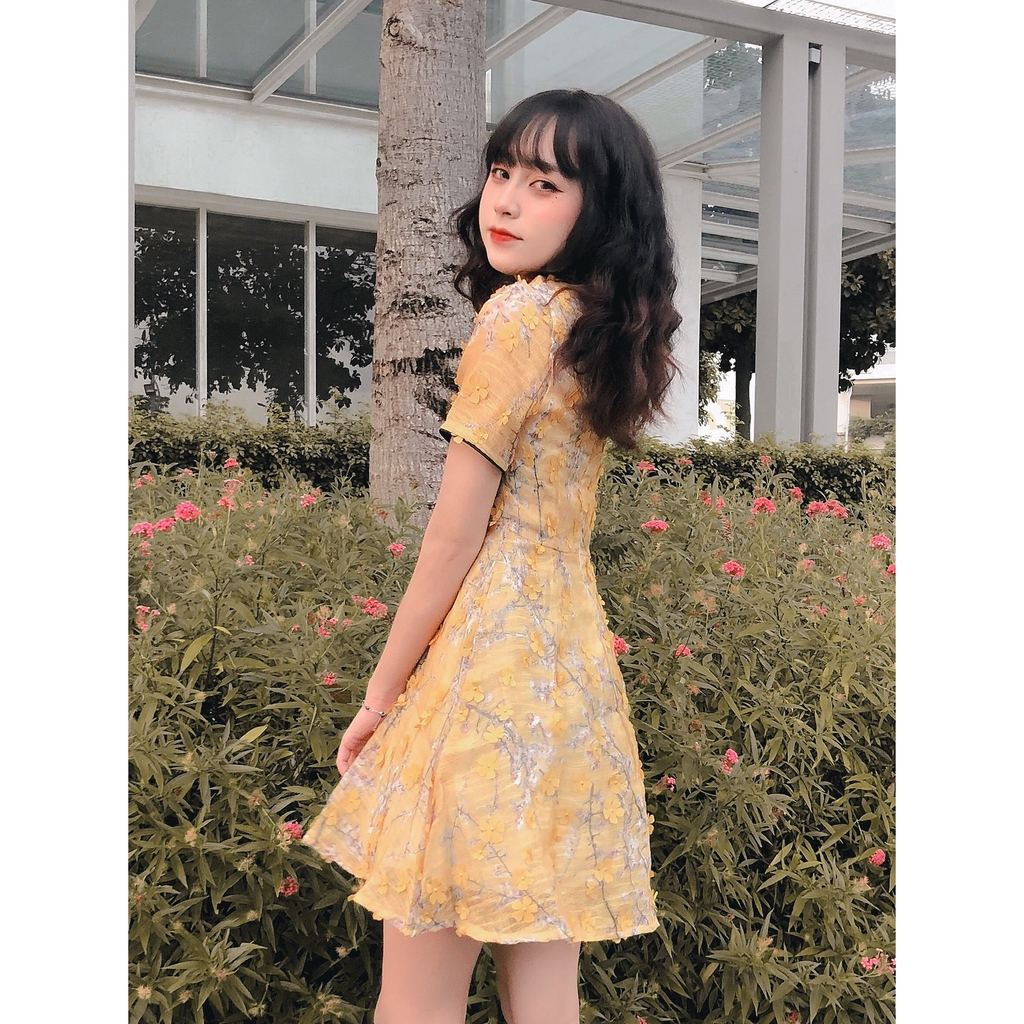 Đầm khuy thắt vải hoa nổi 2 lớp bồng bềnh hot trend | BigBuy360 - bigbuy360.vn