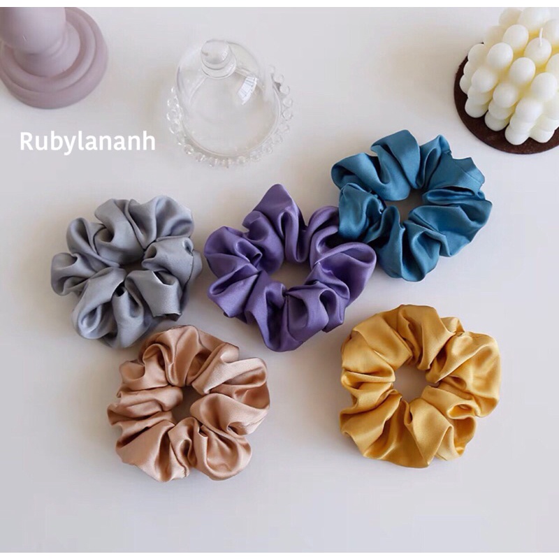 Scrunchies - cột tóc vải chất phi lụa