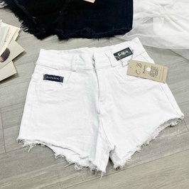 Quần shorts jean tua rua phối xích cực hot , chất jean dày dặn co giãn