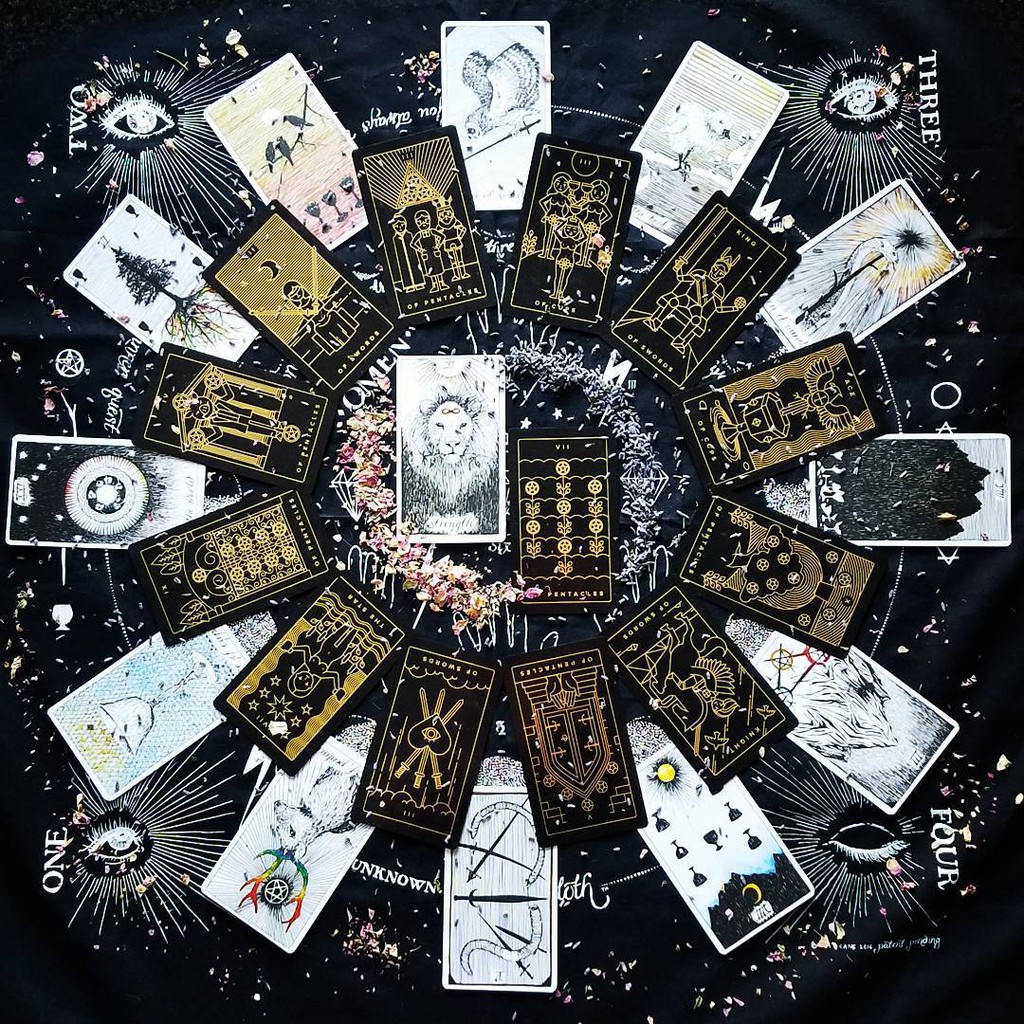 Bài Golden Thread Tarot