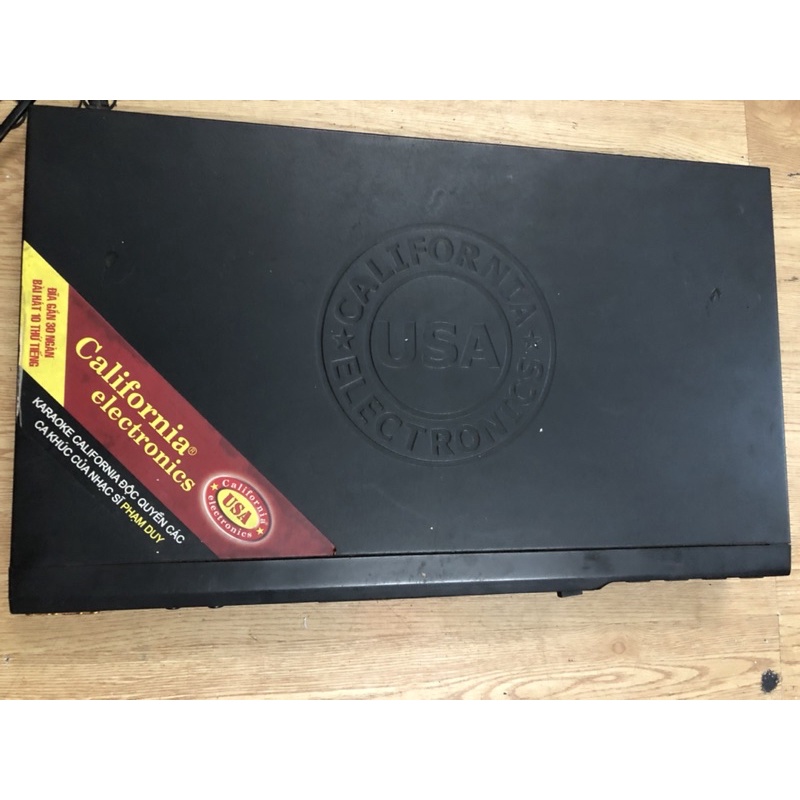 Đầu đĩa CD . DVD