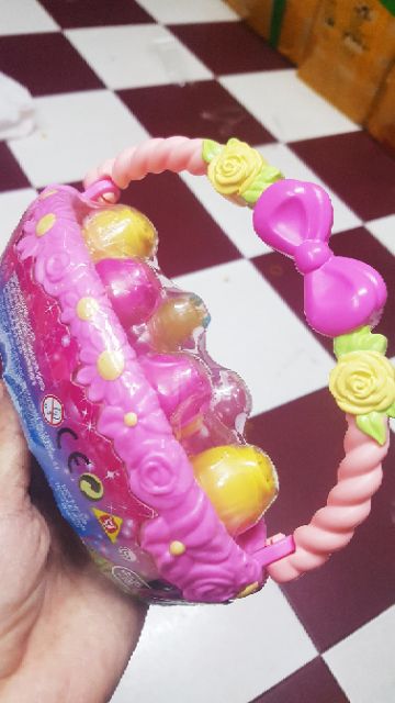 Giỏ trứng hoa hồng Hatchimals Colleggtibles Flower Basket
