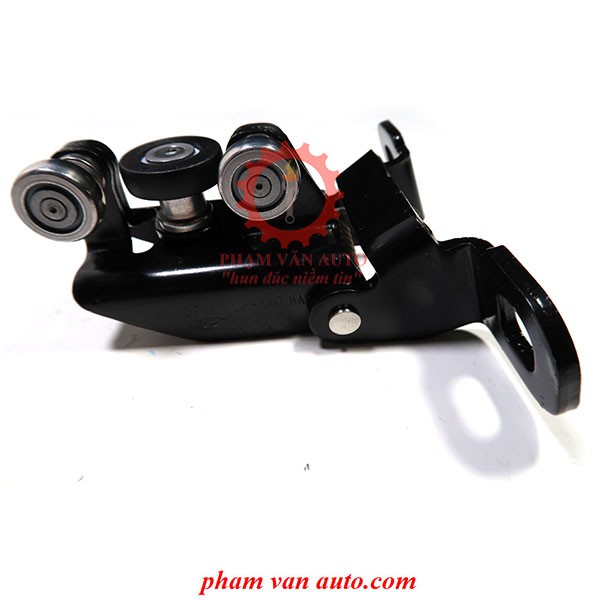 Bi cửa lùa trên Ford Transit CHÍNH HÃNG, Bạc đạn trượt cửa lùa ô tô Transit mã DC19V25028AA Phạm Văn auto