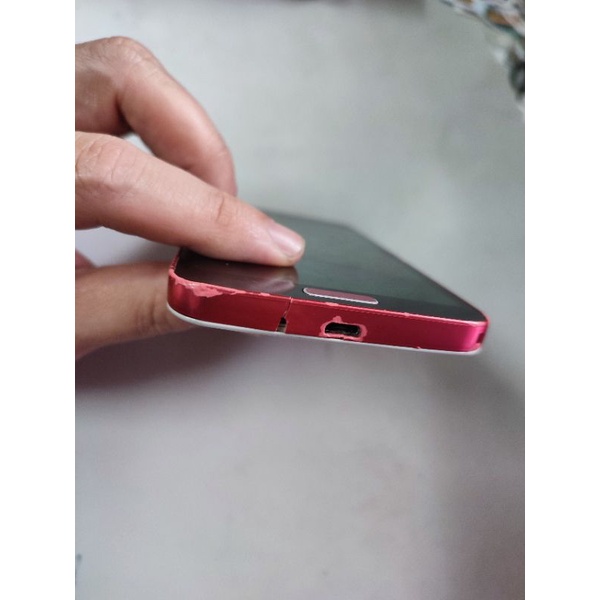 Điện thoại Samsung Galaxy J, ram 3g, Chip Snap 800, ko lên màn