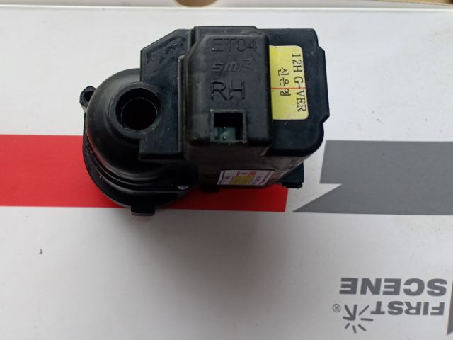 Mô tơ gập gương Santafe 2008-2012