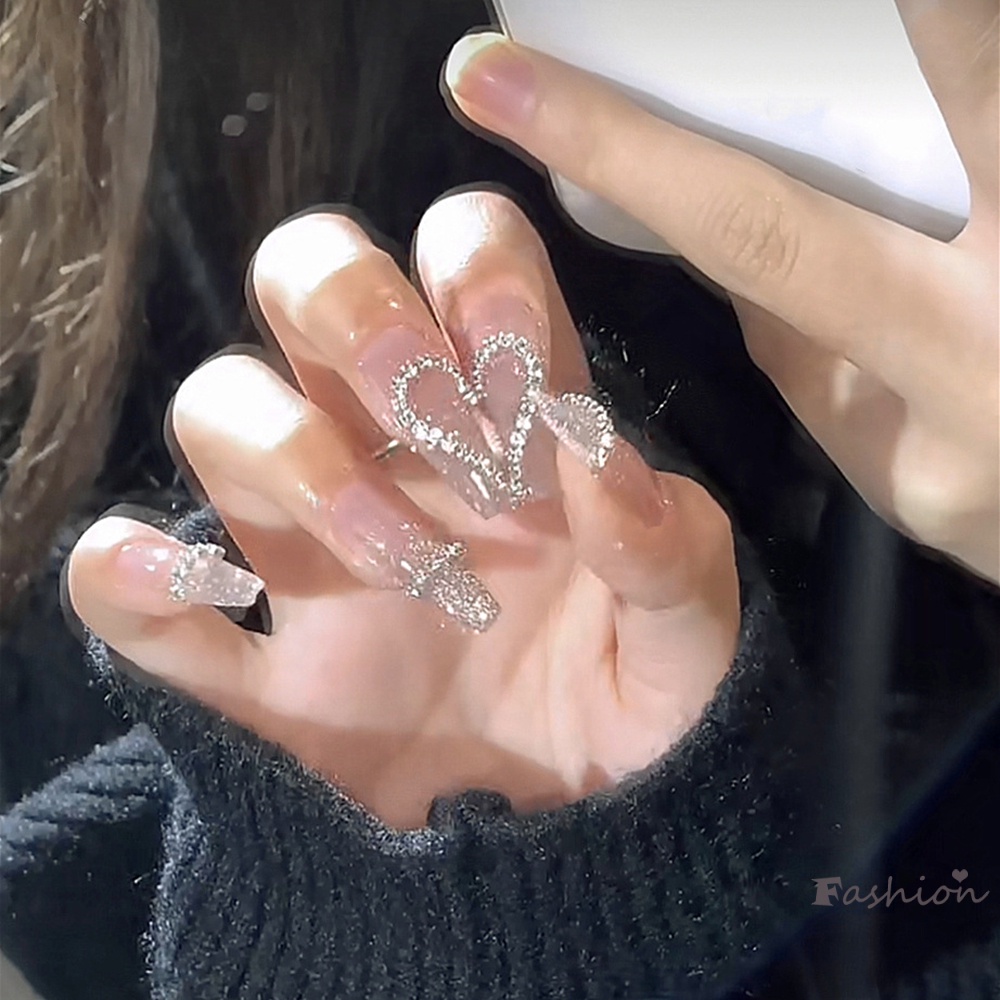 Bộ 24 Móng Tay Giả Trang Trí Họa Tiết Trái Tim Xinh Xắn Cho Nữ