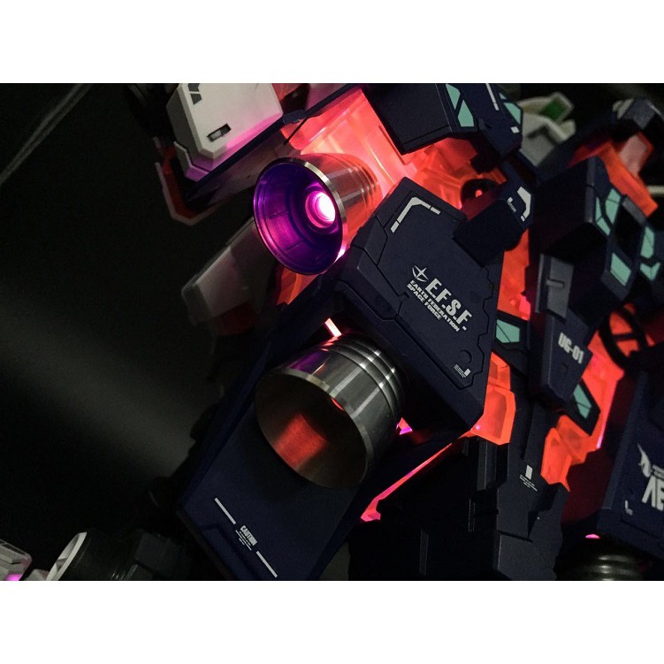 Mô Hình lắp ráp Gundam Model 1/35 UNICORN HEAD BUST kèm decal