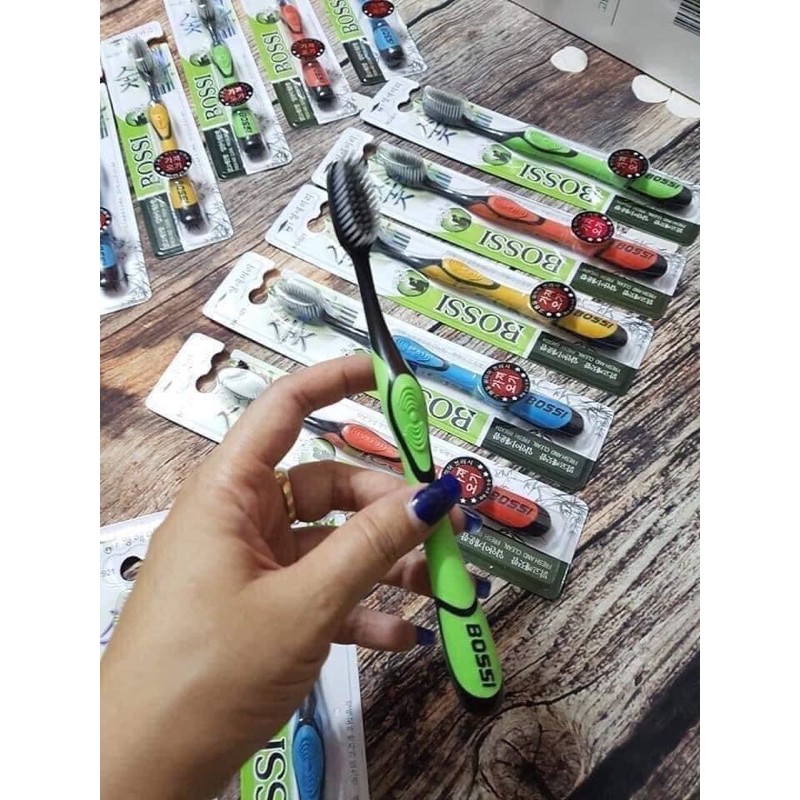 Combo 10 cái bàn chải bossi