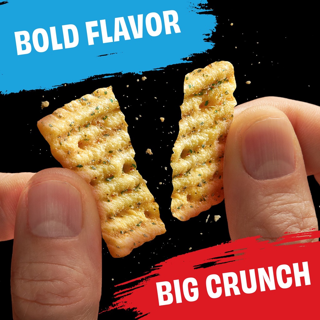 Bánh Cheez-It Grooves Cheese Crackers phiên bản lớn cho các bữa tiệc